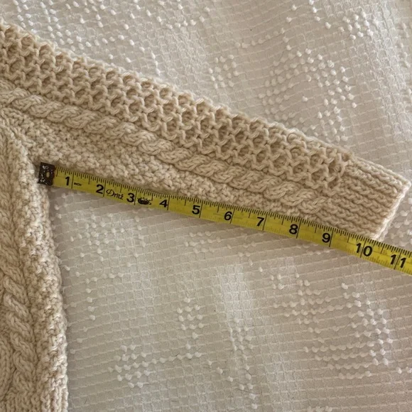 Child’s Cozy Cable Knit Wool Sweater- Vintage Handmade - Picture 7 of 12